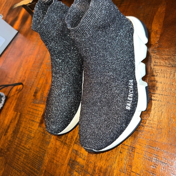 Black/White/Silver Balenciaga. Size 38. - Picture 7 of 12